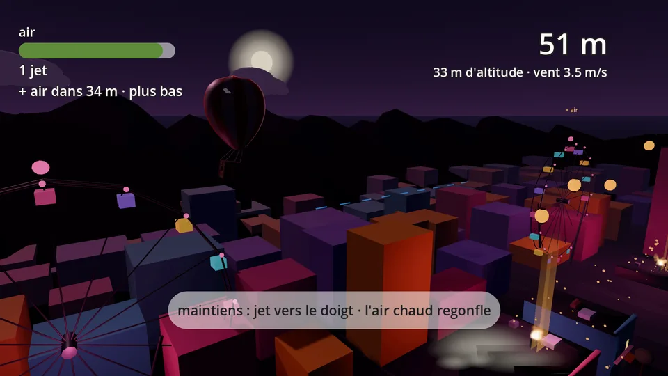 Un vol de nuit au-dessus de la fête foraine, entre les lampions et la grande roue
